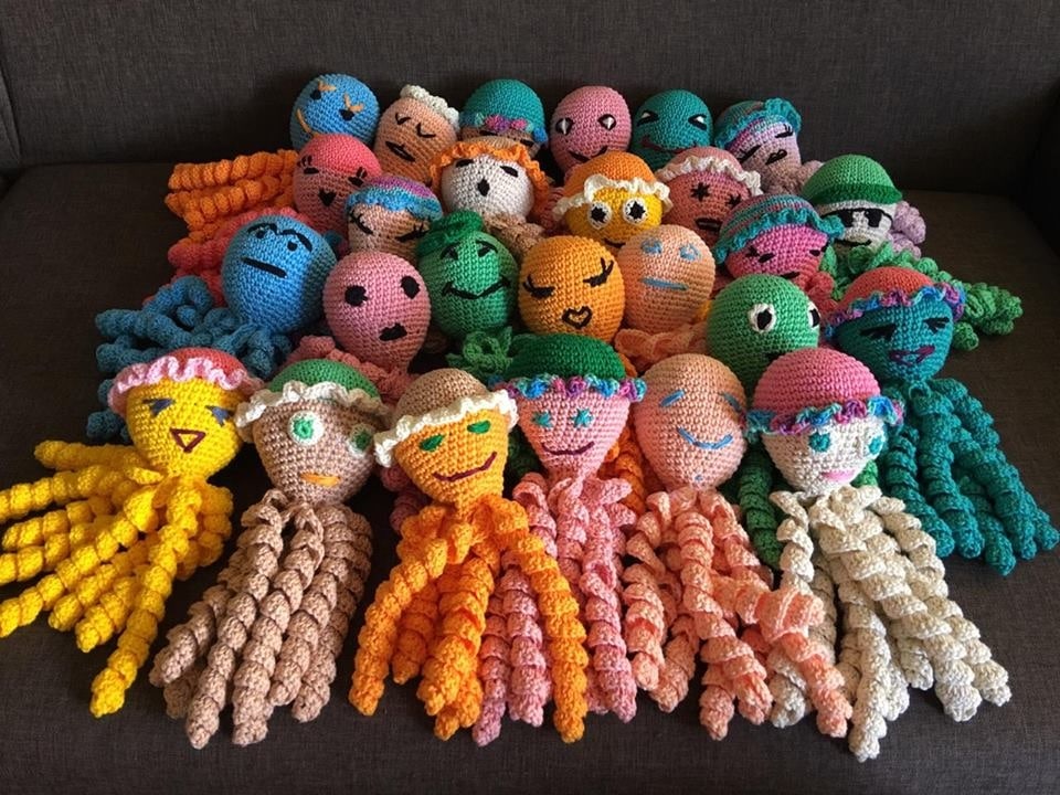 8 receitas de Amigurumi que parecem difíceis, mas são super simples 1 4. Polvinho do amor com tentáculos enroladinhos